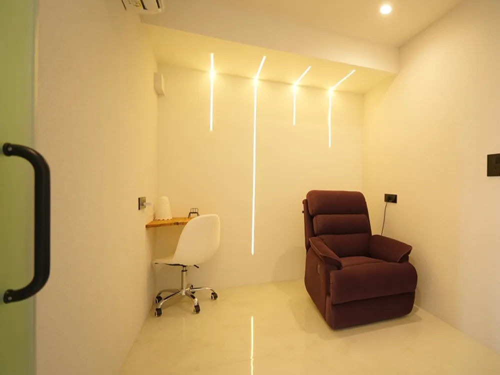 Inside El Lilac — a reset pod at La Vida Rose, Pune